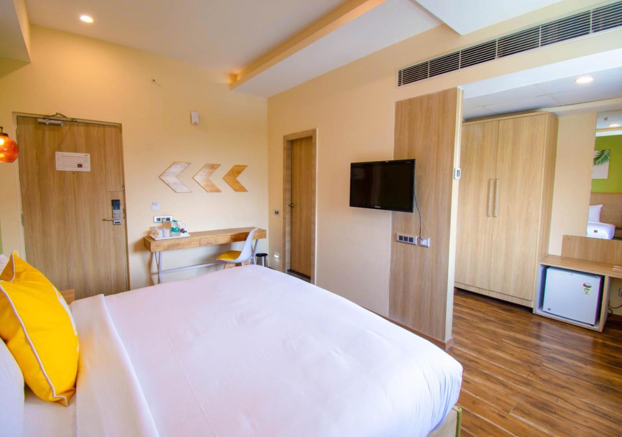 Bloom Hotel - Gachibowli Hyderabad Exterior photo